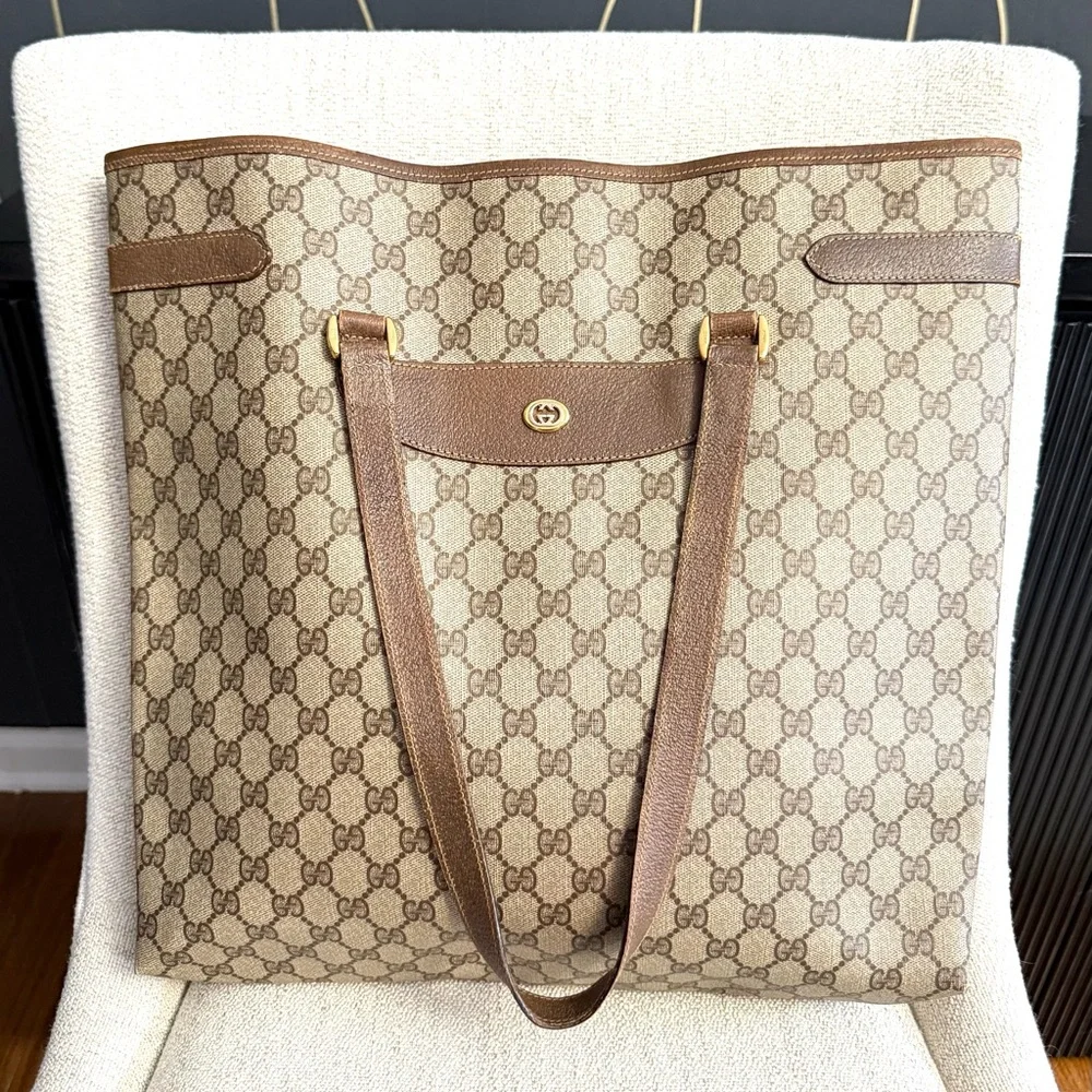 Authentic Gucci large tote bag brown monogram coated canvas - Picture 2 of 16